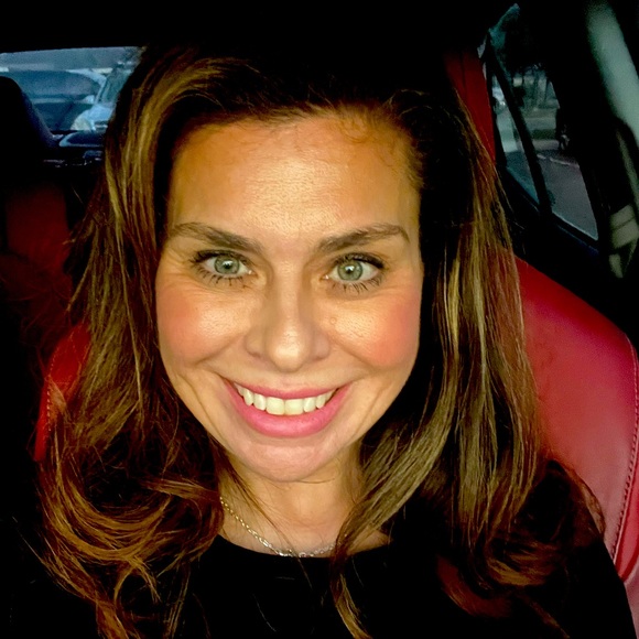 Your Fellow Posher - Picture 1 of 1